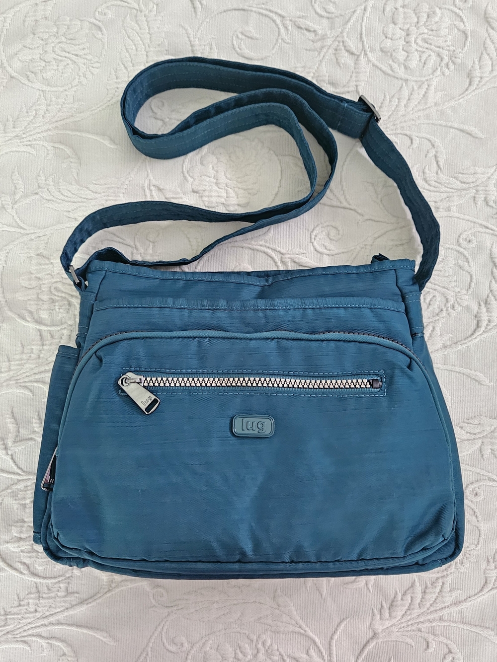 lug Infinity Shimmy Teal Shoulder/Crossbody Bag - Picture 8 of 16